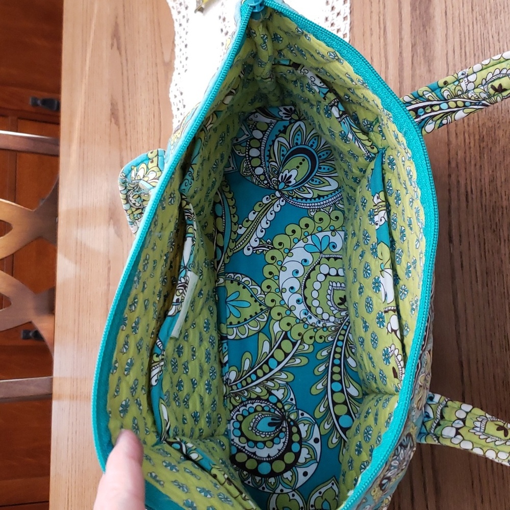 Retired Vera Bradley Pattern (Rare Find) VERY GOOD CONDITION - Picture 8 of 10